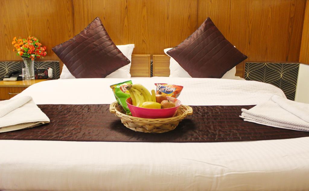 Hotel Delhi Marine Club C6 Vasant Kunj Nuova Delhi Esterno foto